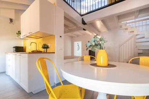 The Giallo Zafferano apartment