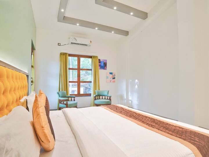 Bedroom 1 image 2