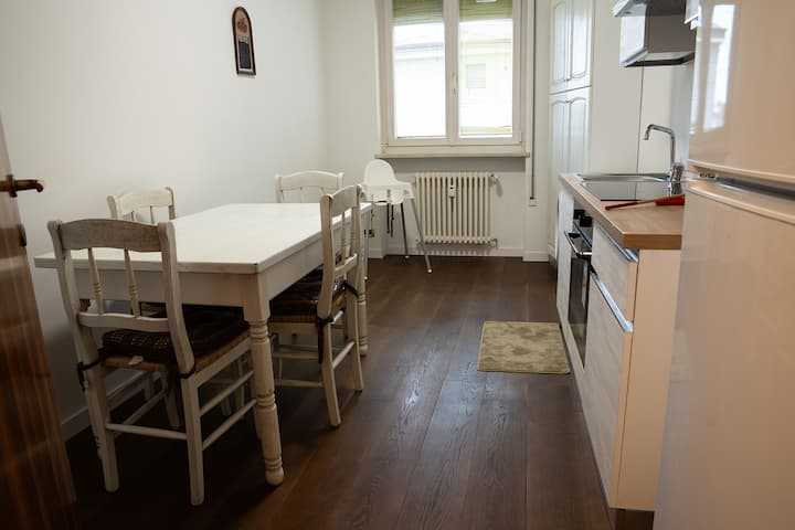 Elegant Accommodation With Free Parking - 비첸차
