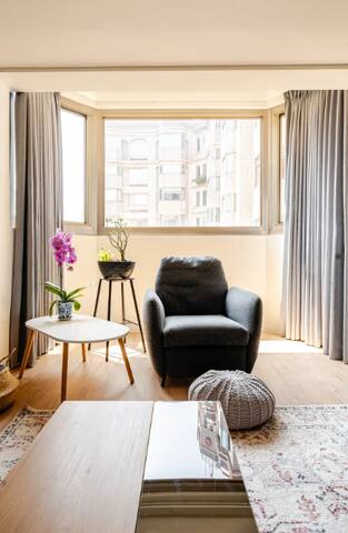 Spacious Family Oasis, 4Bd2Bath in Dazhi, Taipei gallery image 3