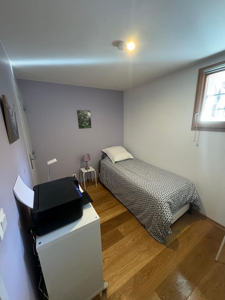 საძინებელი 2