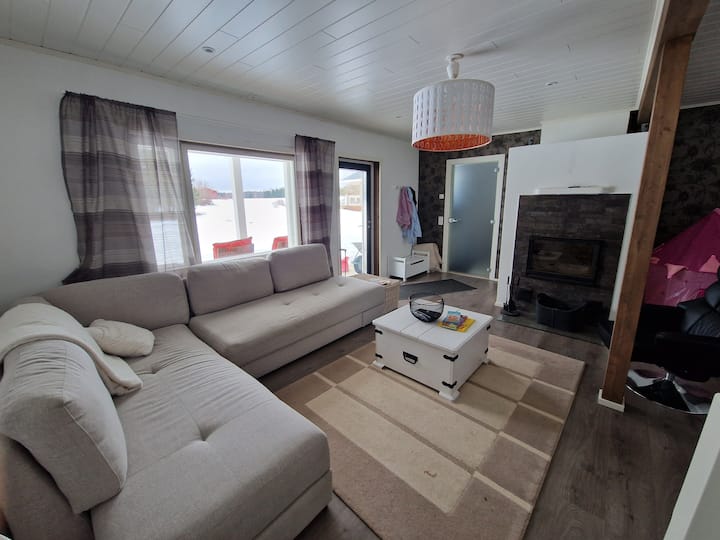 Mökki Joen Rannassa - Haapajärvi