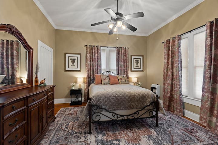 საძინებელი 1