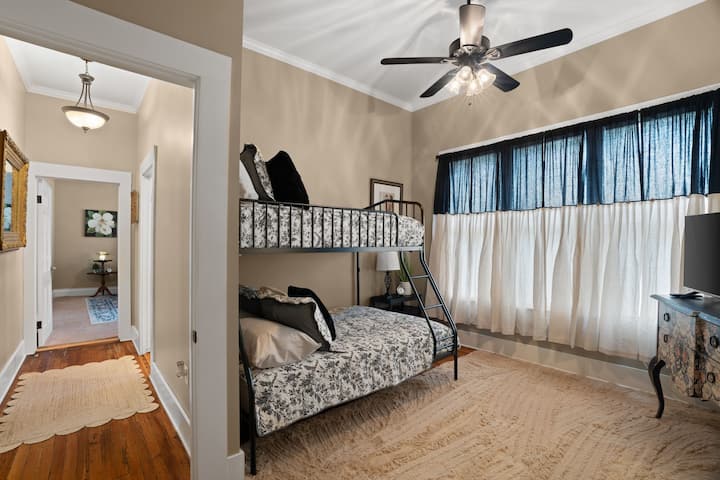 საძინებელი 3