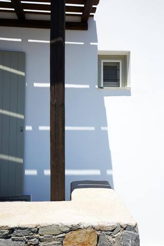 Ambrosia Vagia Serifos gallery image 4