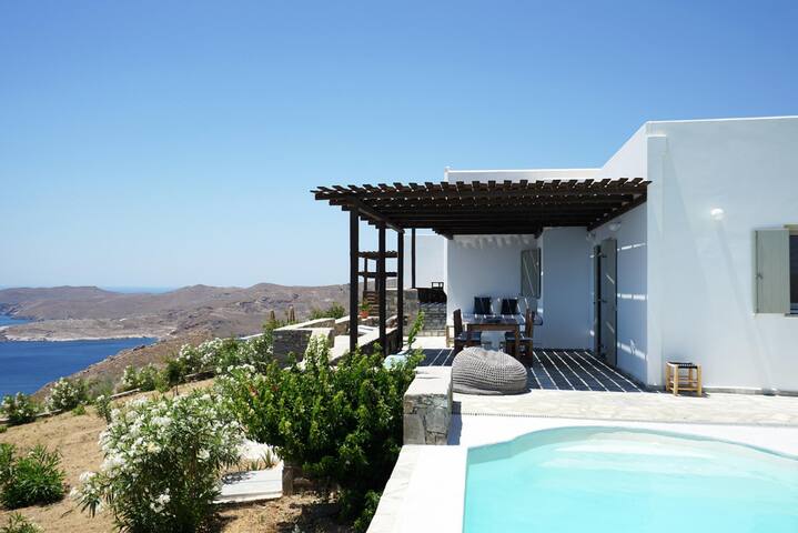 Ambrosia Vagia Serifos