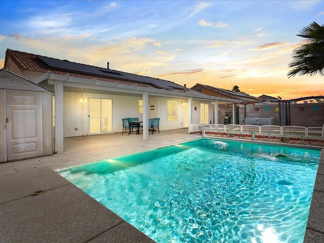 Peaceful 3BD Pool Retreat