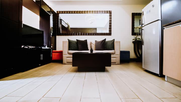 Venice Retreat • Walk To Grand Canal - Taguig