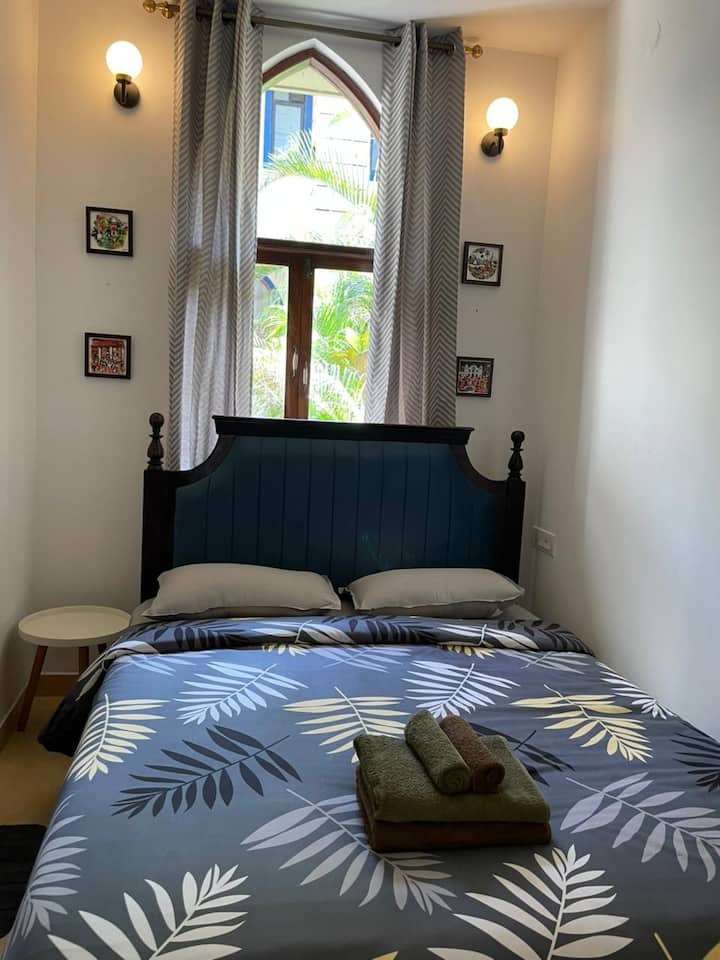 Bedroom 3 image 1