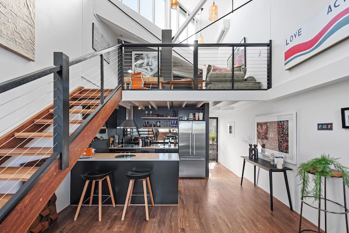 Luxury Water Views ~ 2Bed/2Bath/1Car/Pool