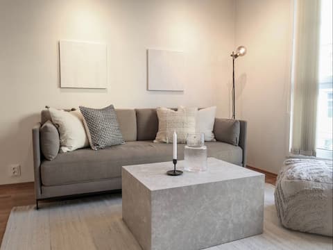 Spacious apartment in the middle of the city center