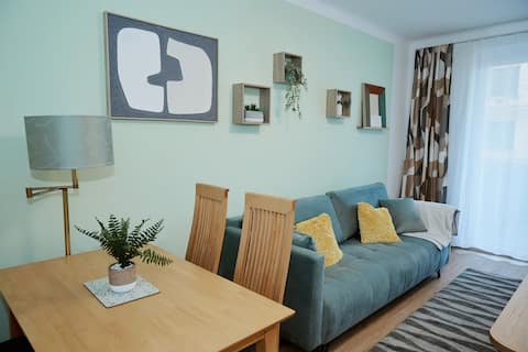 Popular Airbnb listing: 90m² Apt | 2BR+LR | Subway & FreeParking 3 min in Brigittenau