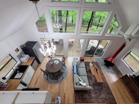 Loblolly Pines Cabin - A modern retreat on 6 acres