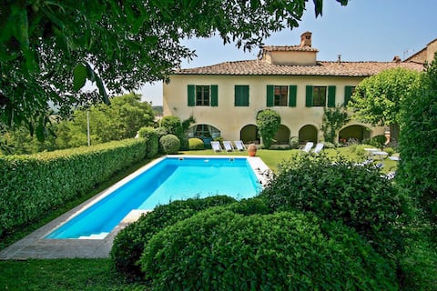 Elegant villa with private pool near San Galgano