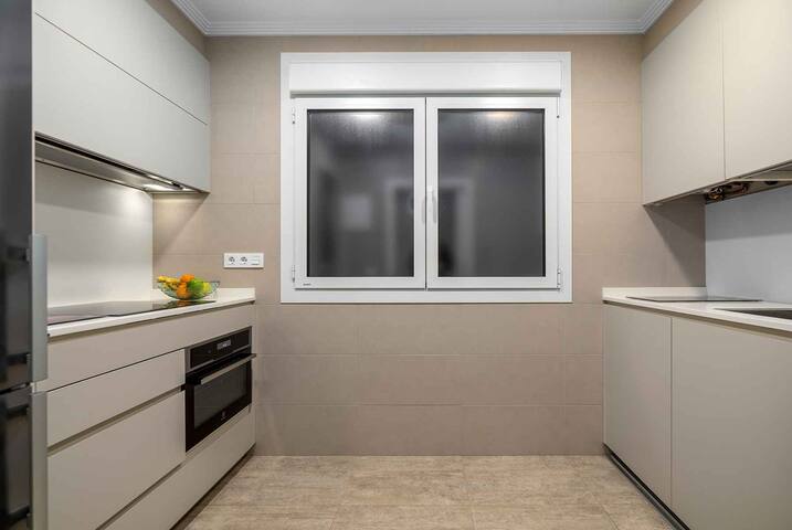 100 m Playa Concha: 4p + Parking Cercano gallery image 4