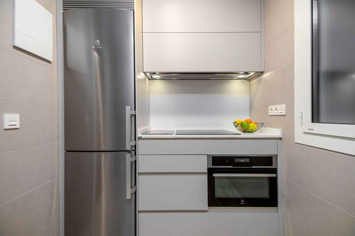 100 m Playa Concha: 4p + Parking Cercano gallery image 5