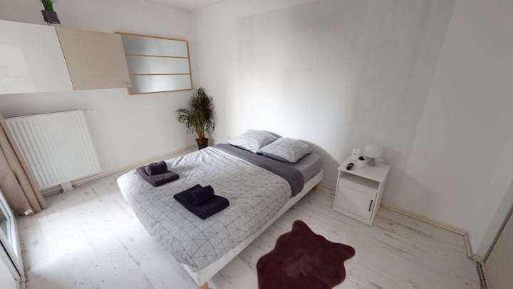 غرفة النوم 2