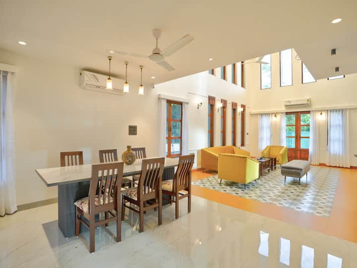 Living cum dining area that also is connected to the kitchen