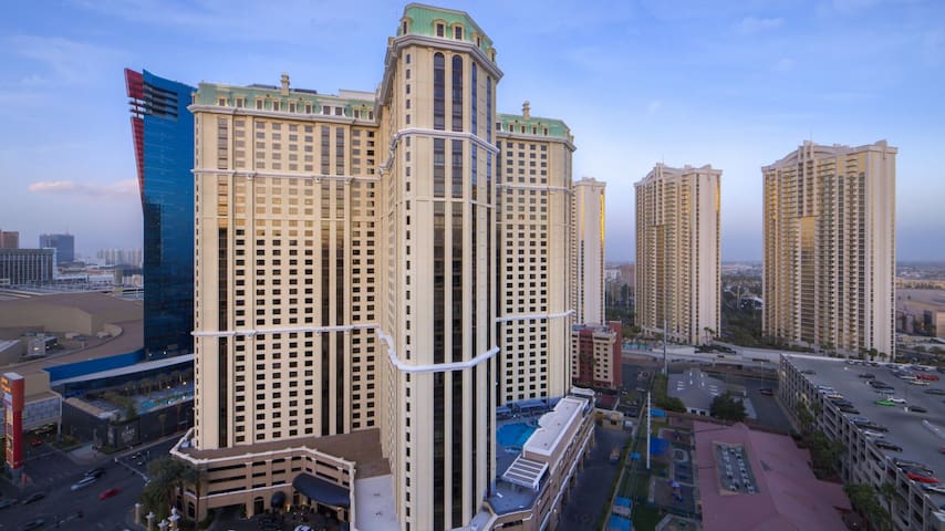 2BR Marriott Grand Chateau