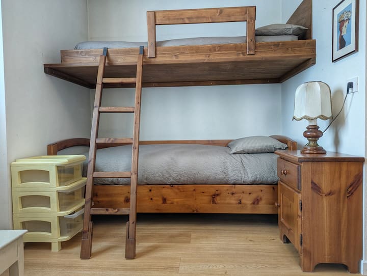 غرفة النوم 2