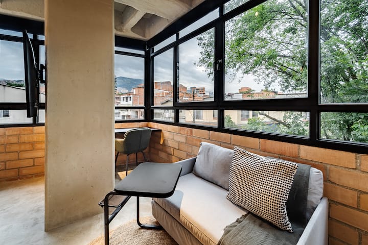 Modern Comfort: A/c, Wi-fi, Prime Location 304 - Medellín