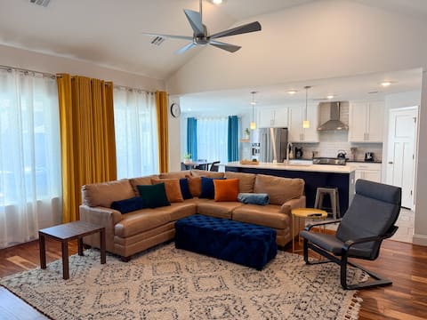 Your Perfect Home Away From Home · Owasso, OK