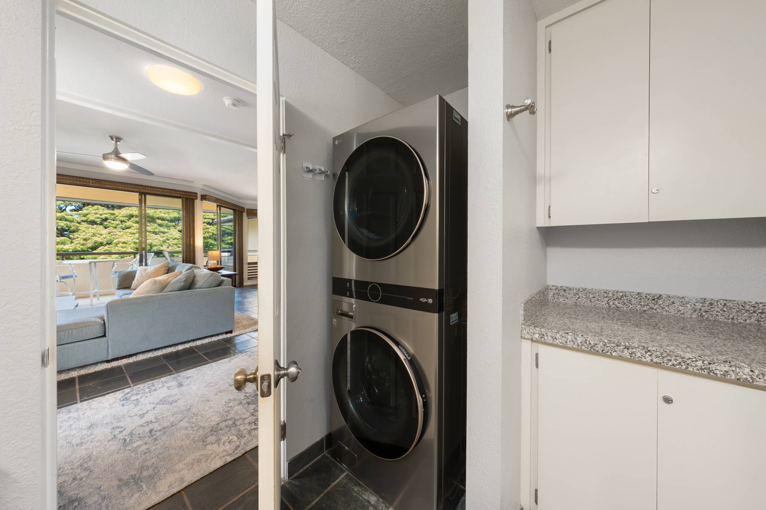 Home in Lahaina · ★5.0 · 1 bedroom · 2 beds · 1.5 private baths - Image 19