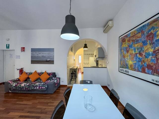 San Pietro Modern Suite gallery image 2