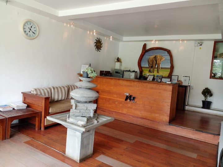 Midky Hotel Nuwara Eliya - Cozy B&b With Views - 누와라 엘리야