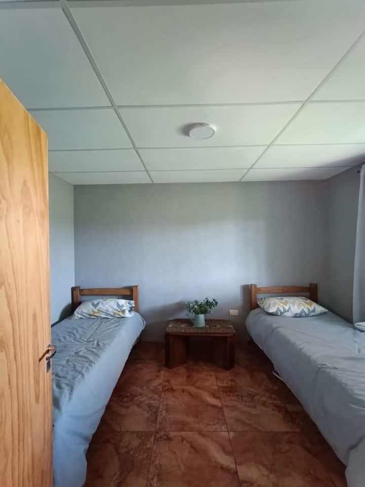 غرفة النوم 2