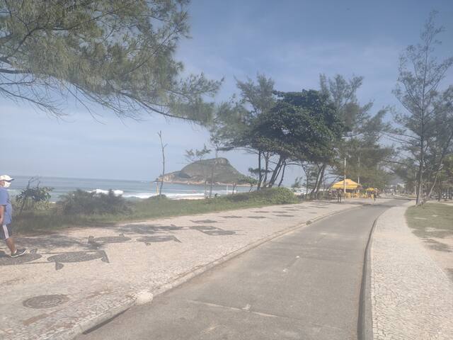 Praia 5 qtos pisc. churrasqueira gallery image 4