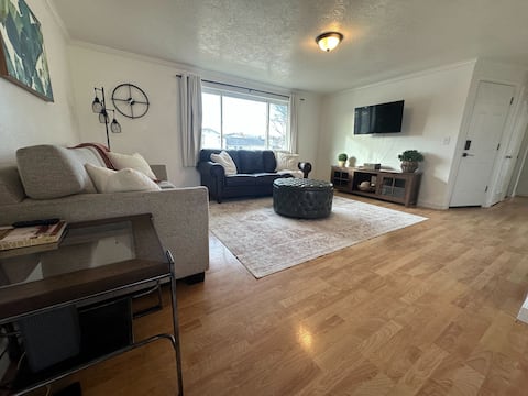 The Ponderosa - Rustic Comfort in Price