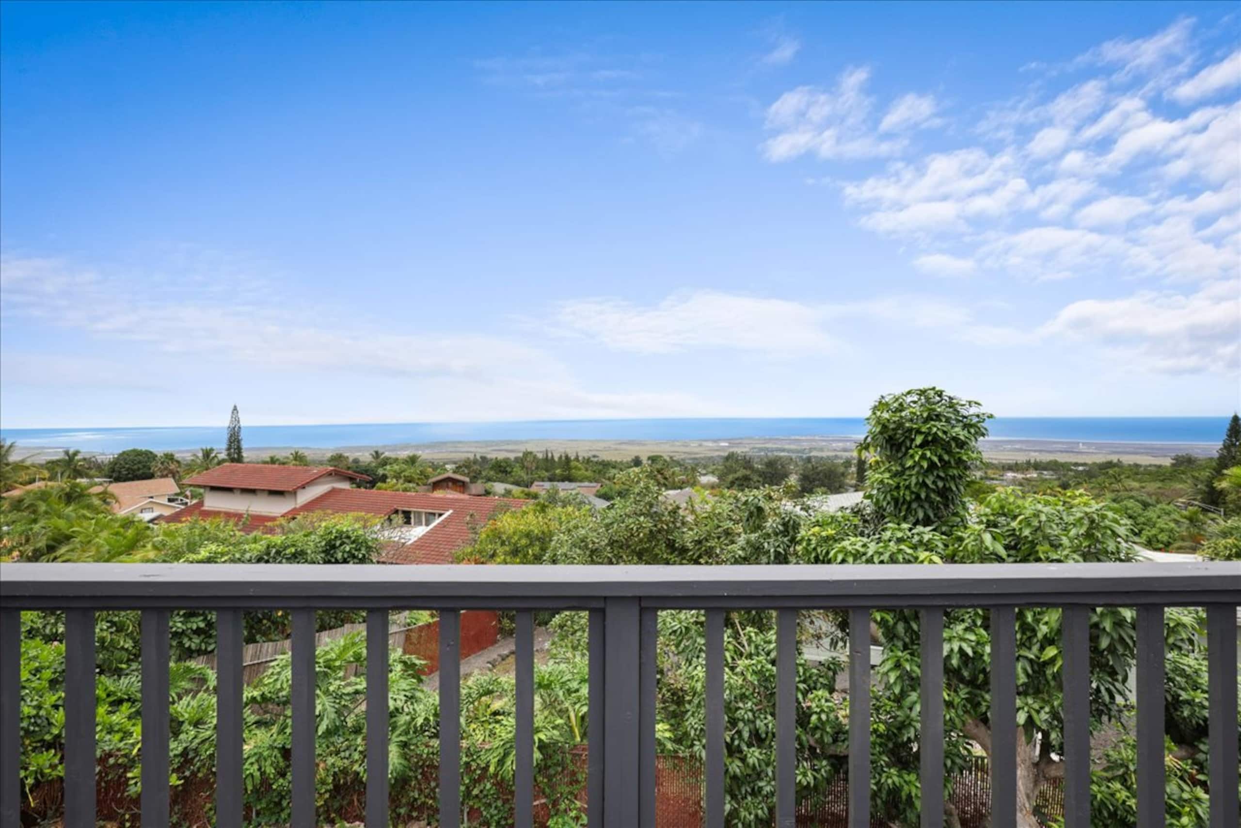 Home in Kailua-Kona · ★4.91 · 4 bedrooms · 6 beds · 3.5 baths - Image 33