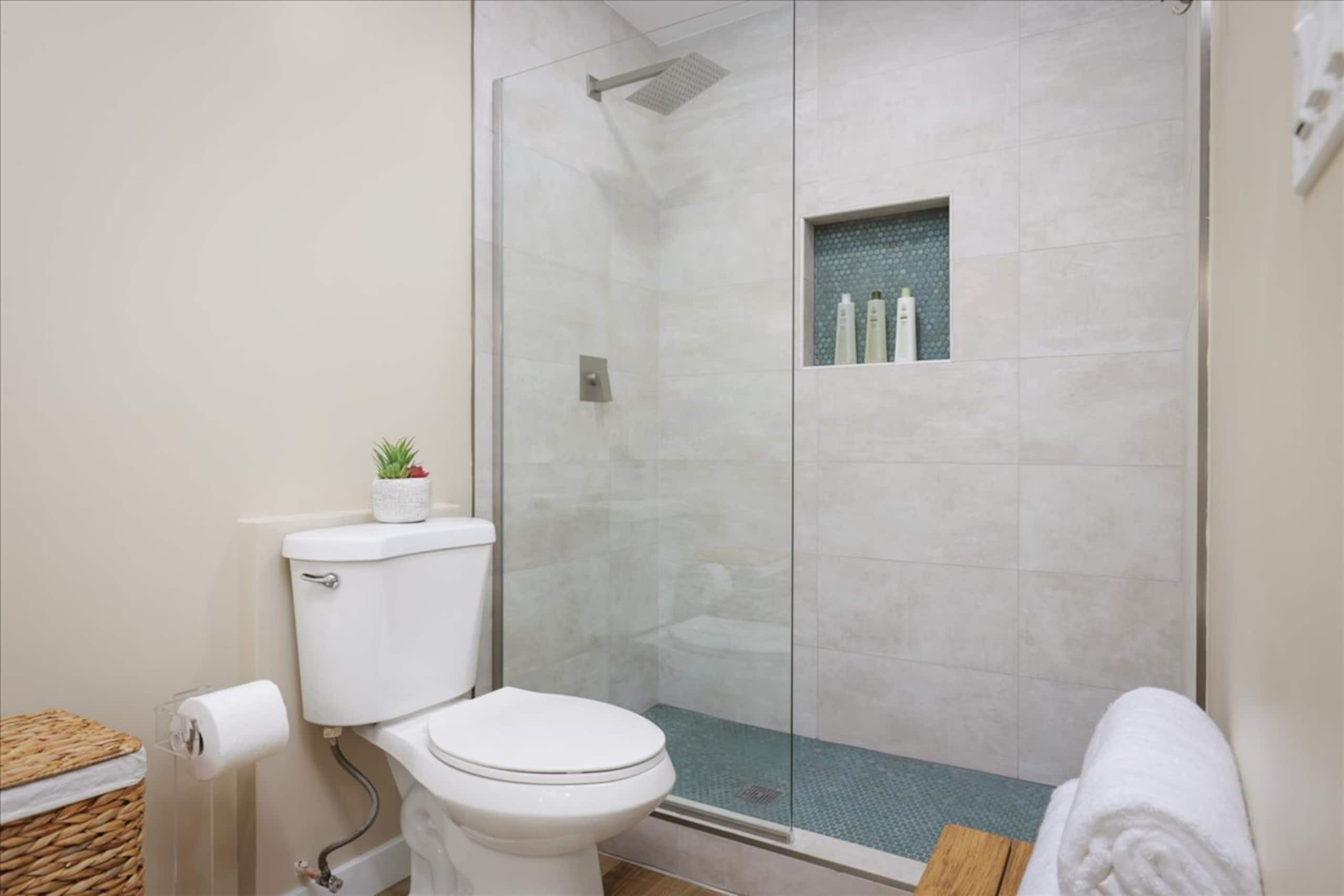 Home in Kailua-Kona · ★4.91 · 4 bedrooms · 6 beds · 3.5 baths - Image 27