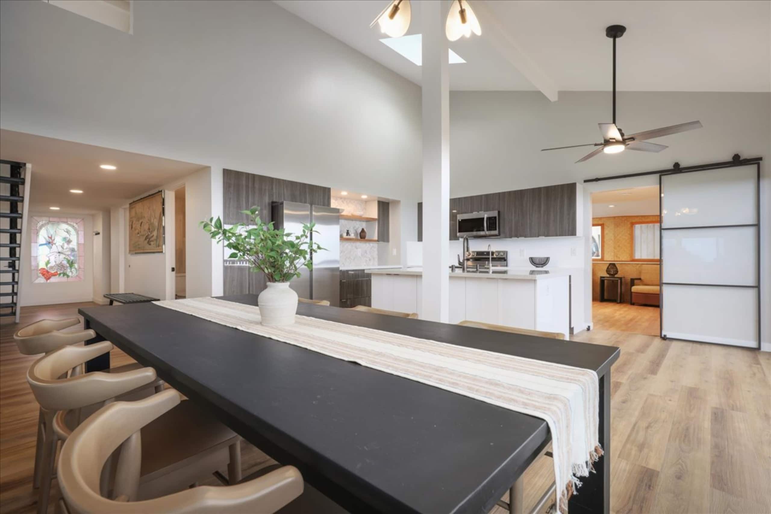 Home in Kailua-Kona · ★4.91 · 4 bedrooms · 6 beds · 3.5 baths - Image 15