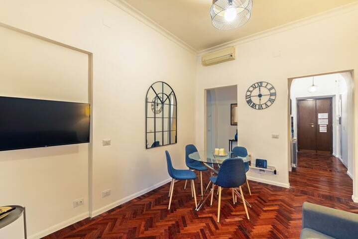 Domus Flavia Monti gallery image 5