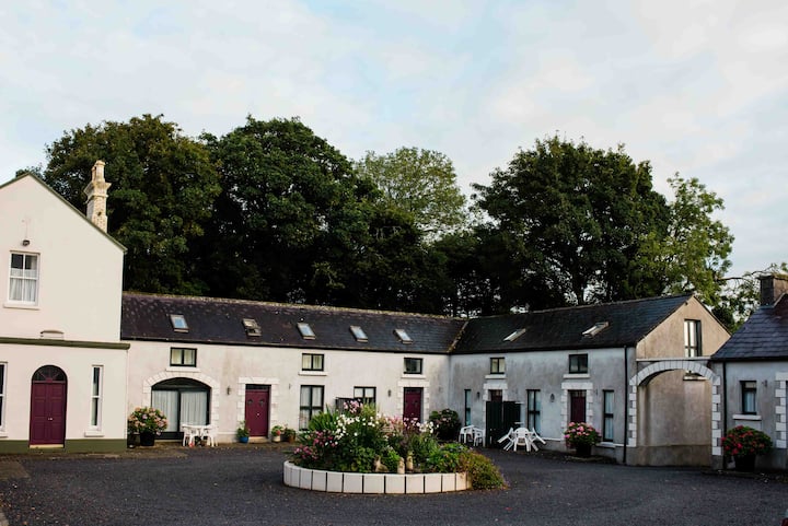 The Crows Nest, Crumlin Park, Ballyglunin, Galway - Irlanda