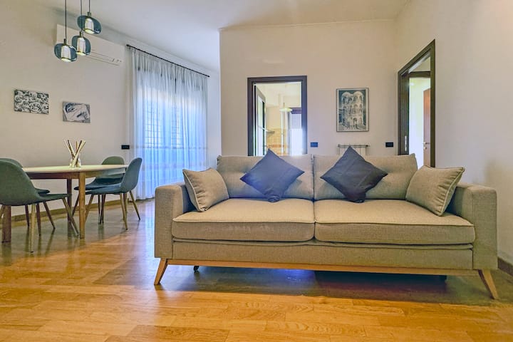 Escher's Penthouse: Light And Art On Nomentana - Lazio