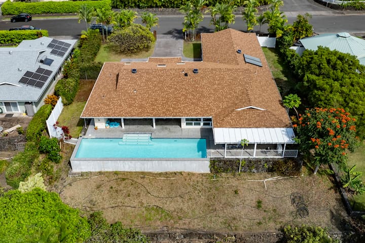 Kona Home w/ Pool & Ocean View! 5 mins to beach gallery image 5