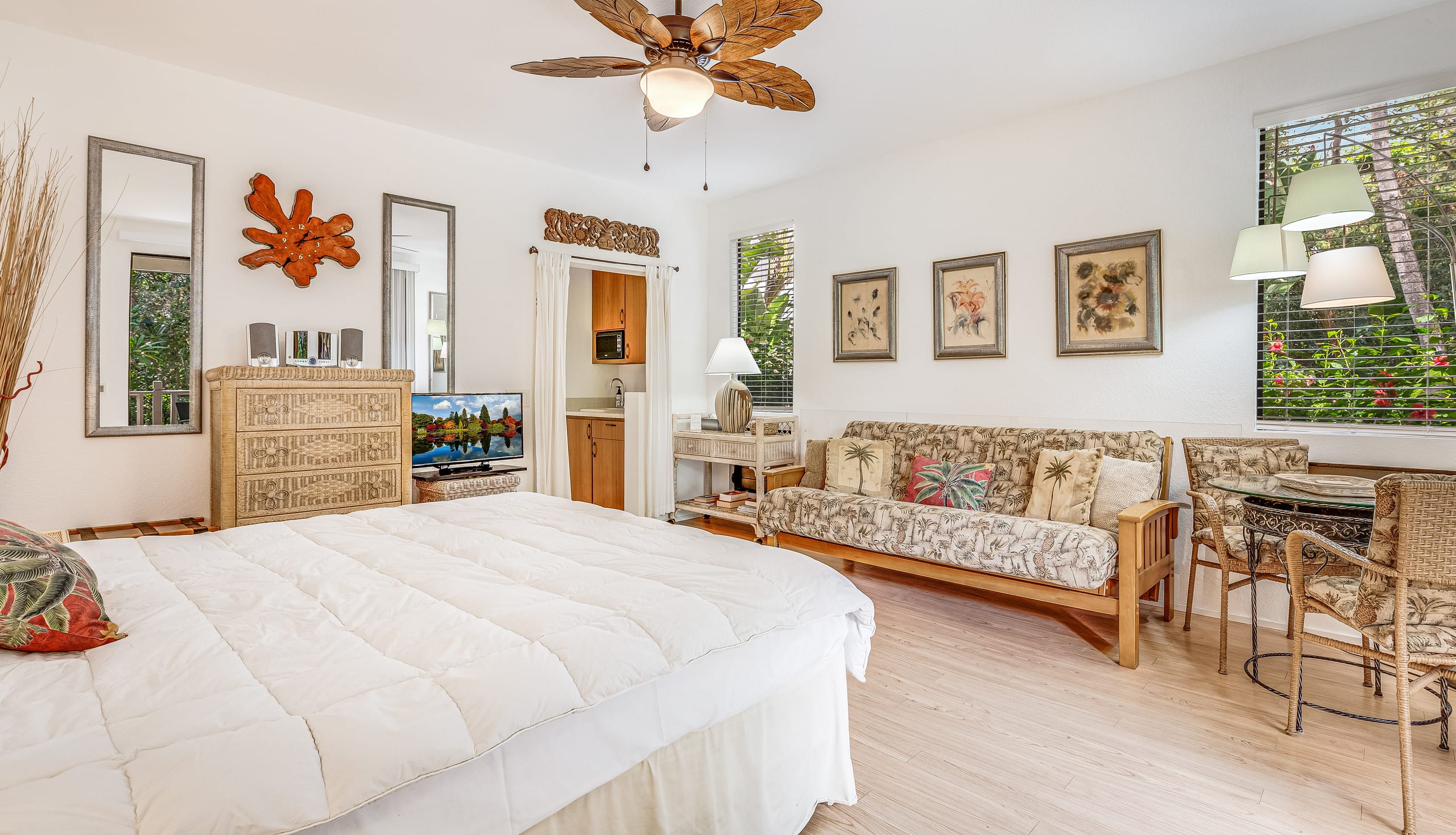 Condo in Wailea · ★4.73 · Studio · 2 beds · 1 private bath - Image 1