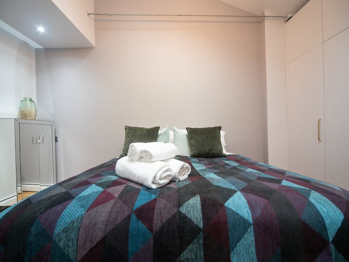 Projektuar për rehati, çlodhje dhe pushim të pandërprerë.