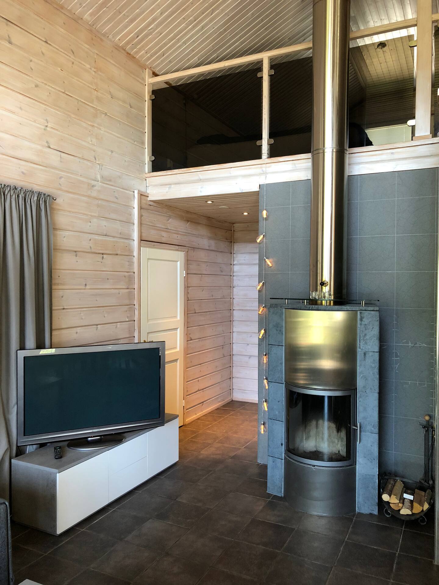 Willanen / 90m2 / 13hlö / Poreallas 5