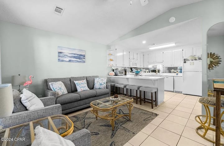 Steps To Beach | Walk To Bars & Dining | 4 Pools - Panama City Beach, FL