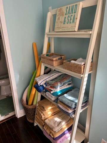 3 Bedroom-Steps Away from Beach! gallery image 5