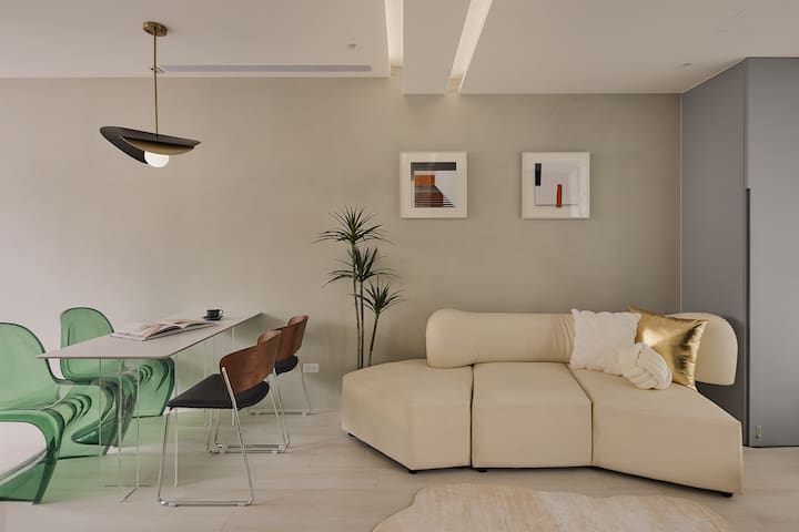 Euphoria/大稻埕碼頭廣場/機場捷運3分鐘/捷運台北車站/北門站/寧夏夜市/台北地下街Y13