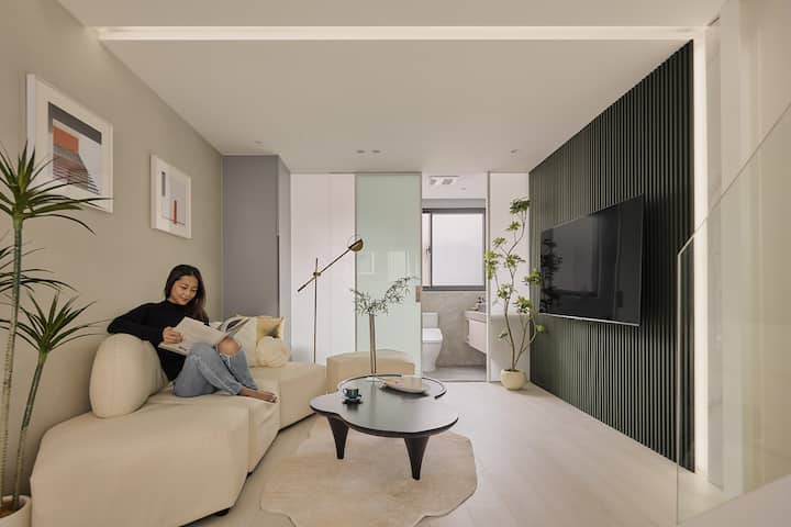Flare/Group Package 16 people/Dadaocheng Pier Plaza/Airport MRT Taipei Station/North Gate…