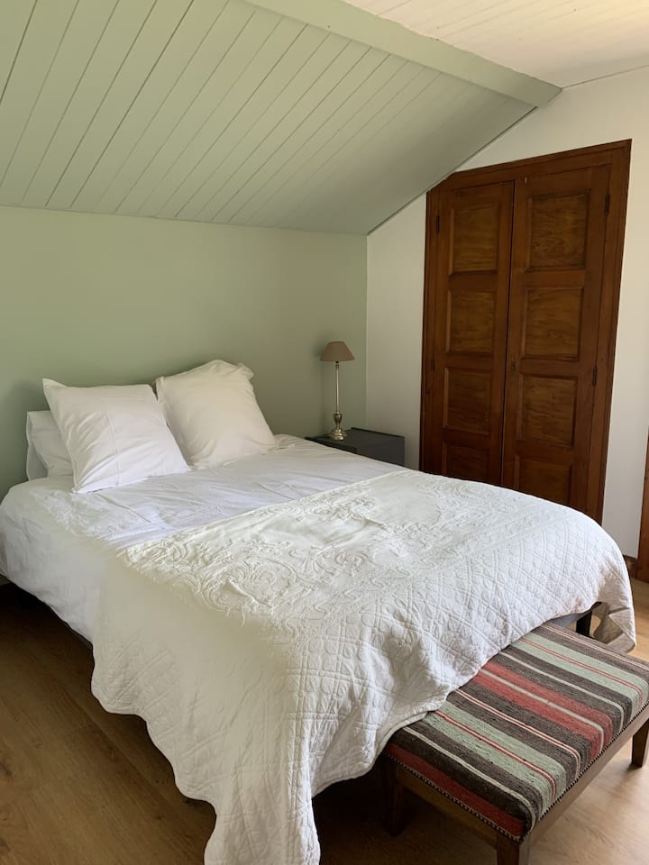 Chumba cha kulala 2 kwenye ghorofa ya 2