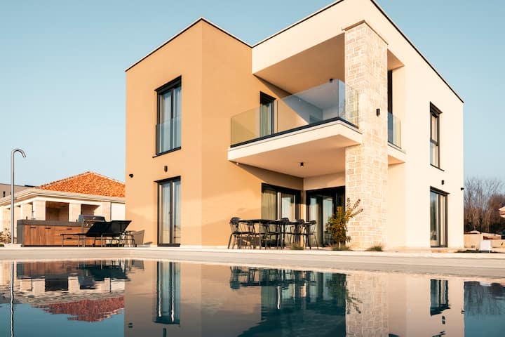 Villa SUN - Pool and sea view