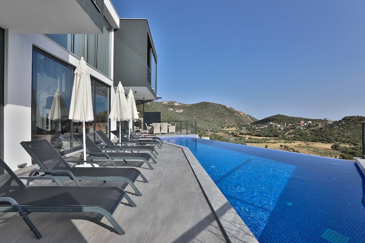 Modern Sea View Villa With Heated Pool - Kalkan