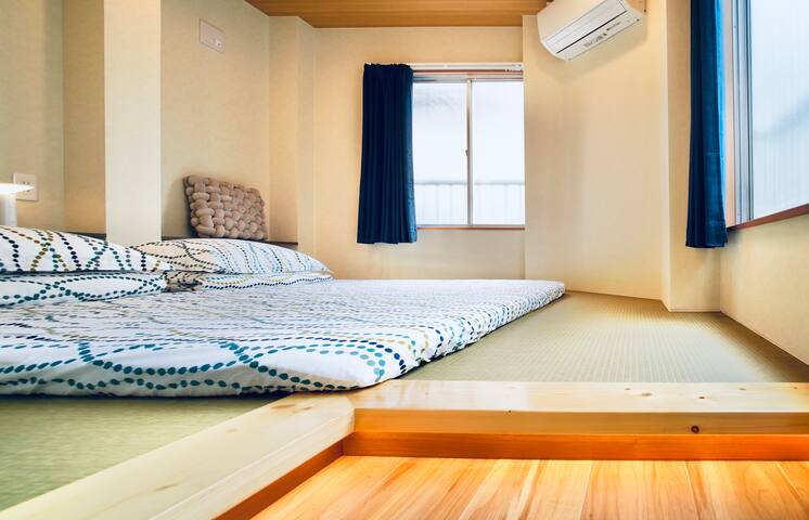 市中心舒適小屋，近人氣景點，秋葉原3分淺草寺3分晴空塔7分直達，4間臥室，2米寬超大床有！ gallery image 3